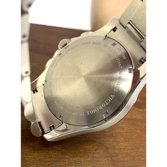 Victorinox Swiss Army Men's Watch 241652 Blue Dial Quartz Chronograph Steel 44mm - Picture 6 of 14